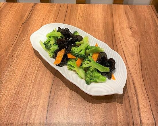 P12. Brocolis Sauté