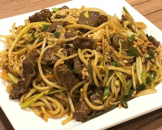 W6. Nouilles Sautées au Boeuf pimenté
