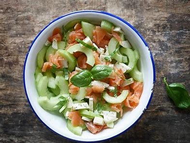 804. Salade de saumon