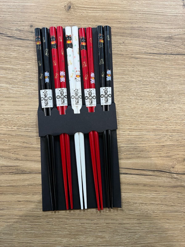 Les baguettes japonaise rouge/noir