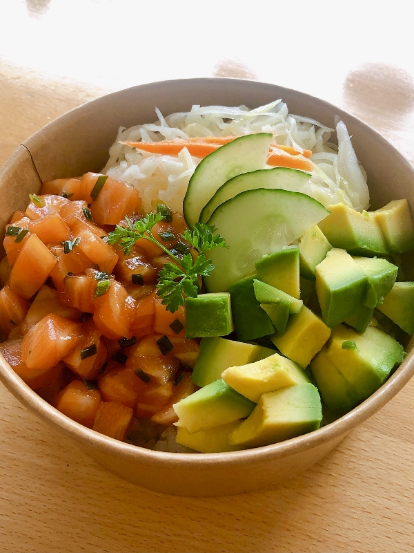 poke bowl saumon