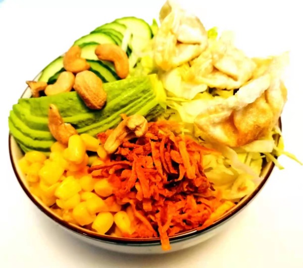 137V GYOZA POKE BOWL LÉGUMES