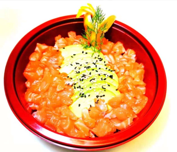 125. Chirashi Tartare saumon