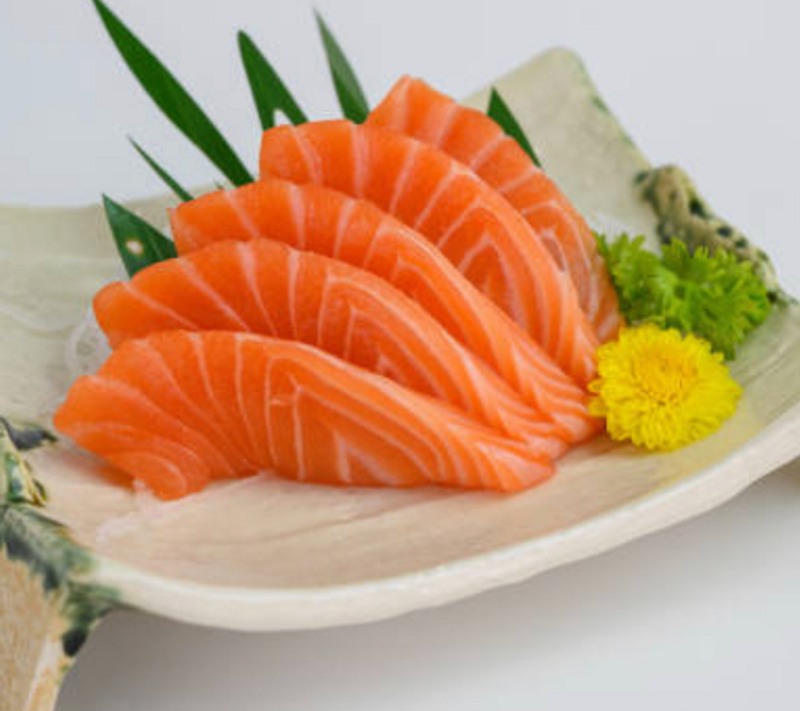 Menu 24 Tranches sashimi QUE saumon
