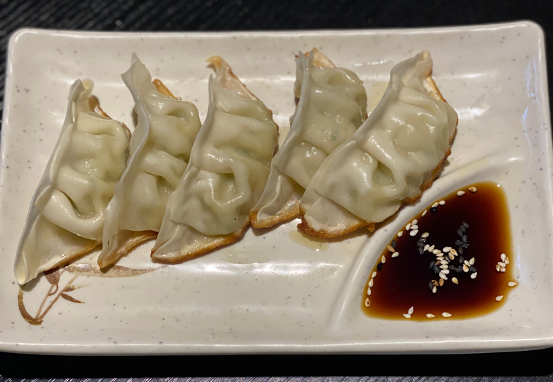 E10. Gyoza raviolis japonais