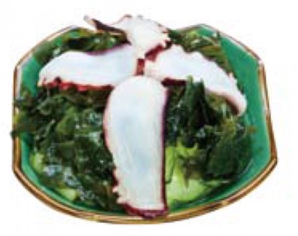 601 Salade takosu ( poulpe, algue, sauce vinaigrée)
