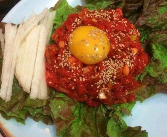 Steak tartare coréen