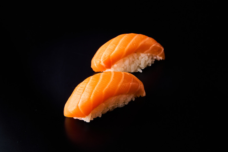 SU1. Sushi saumon