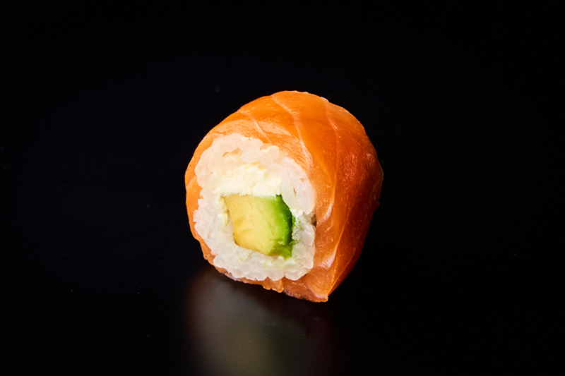 S3. Saumon rolls cheese avocat