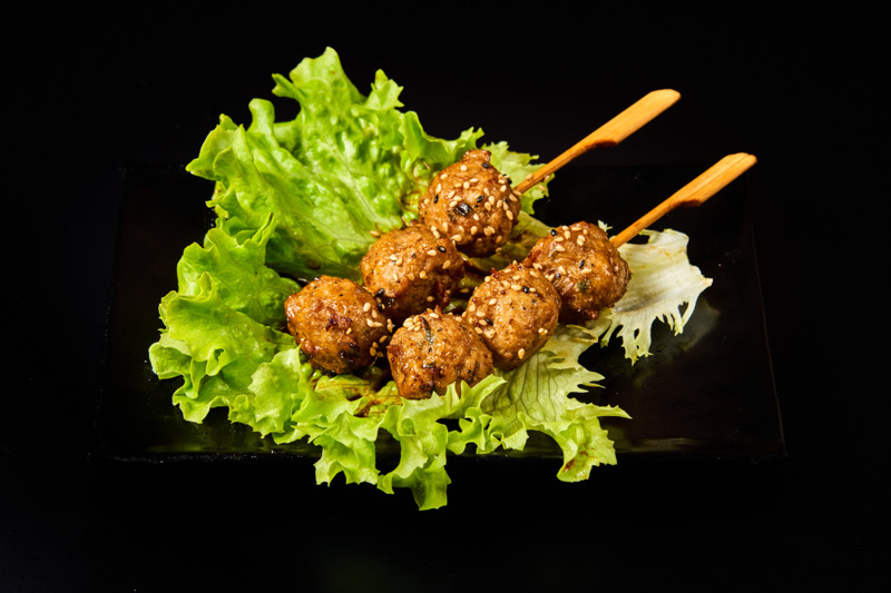 Brochettes de boulettes de poulet (2pcs)
