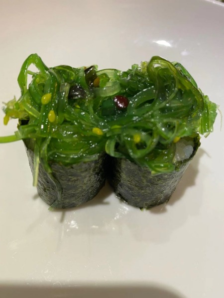 Gunkan wakame