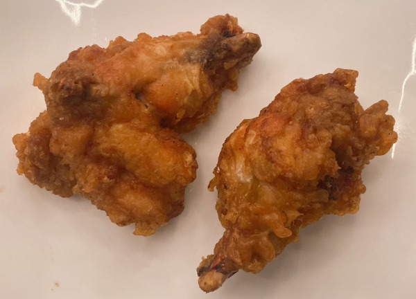 Cosce di pollo fritto