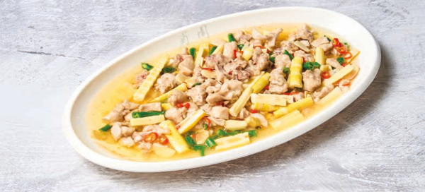 Dés de lapin sauté pimenté
