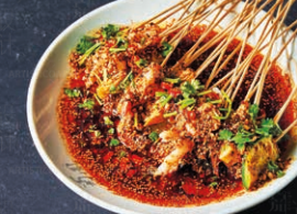 « Bo Bo Ji » Brochettes mixtes à base de poivre en rotin