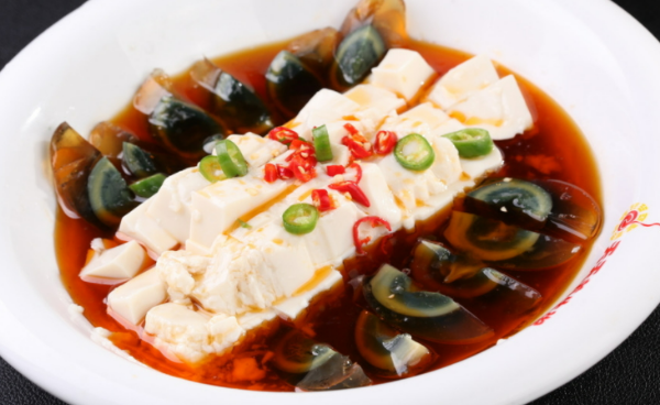 Tofu et œuf de cent ans