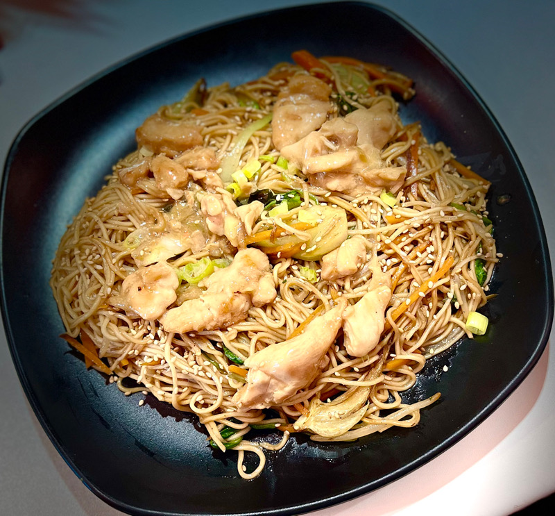NOUILLES Poulet鸡肉炒面