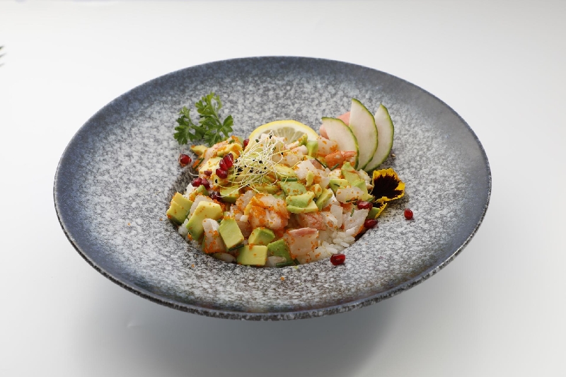 F6. Dorade Tartare, Shrimp, Avocado