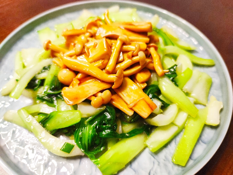 Chou Shangai sauté et duo de champignons🥬