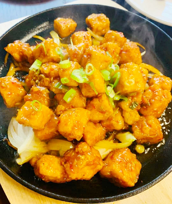 Tofu croustillant sauté à la sauce aigre douce🥬