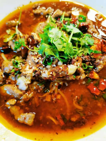 Boeuf mijoté aux légumes, sauce épicé façon Sichuan 🌶️🌶️🌶️