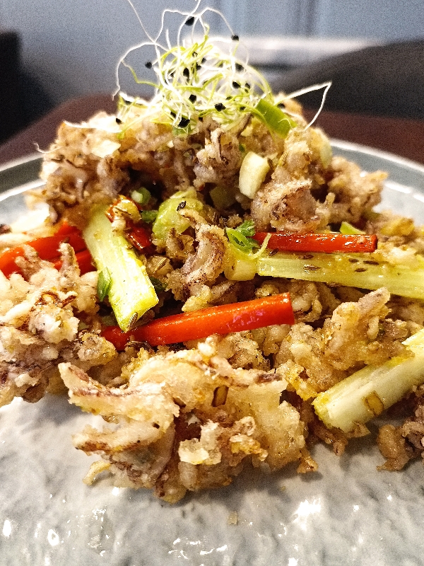 Petits calamars croustillants sautés au wok façon chef