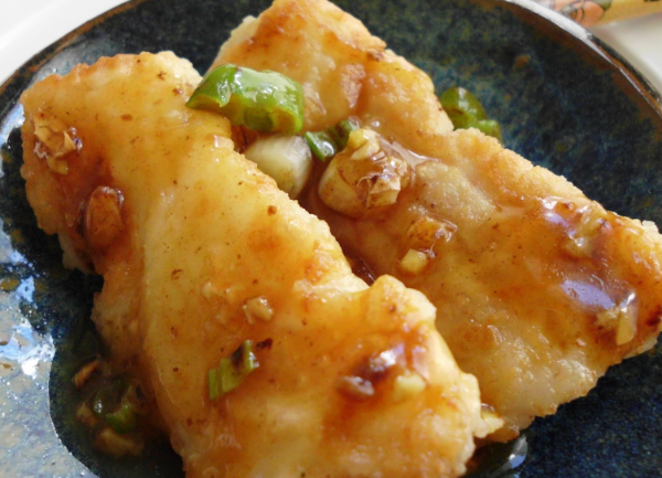 33. Filet de Poisson sauté au gingembre (cabillaud)