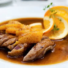 S26 Canard à la sauce d'orange s/ plaque chauffante