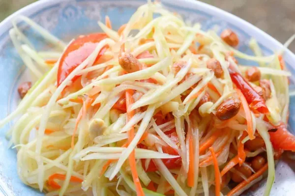 T3A Salade à la papaye vert à la thaïlandaise