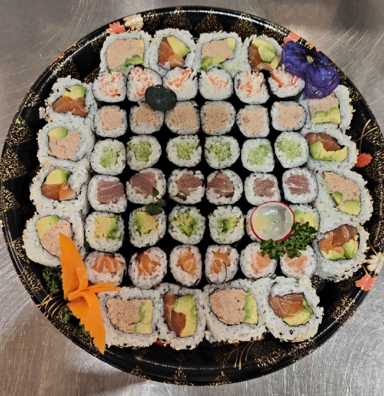 P105  Makis 36Pièces,Uramakis 16 pièces