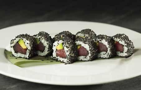 141. URAMAKI TUNA