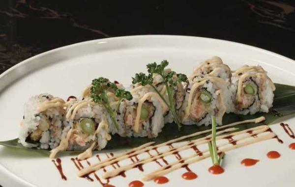 168. URAMAKI ASPARAGI SALMON