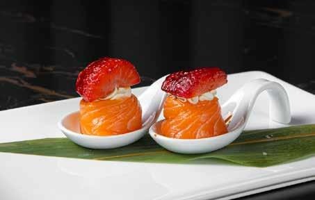 64. GUNKAN SALMON SOFT FRAGOLA 2PZ