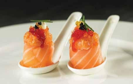 61. GUNKAN SPICY SALMON 2PZ
