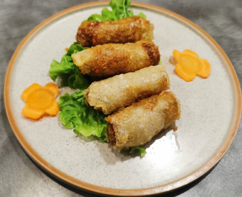 E7. Nêms au poulet ou aux légumes