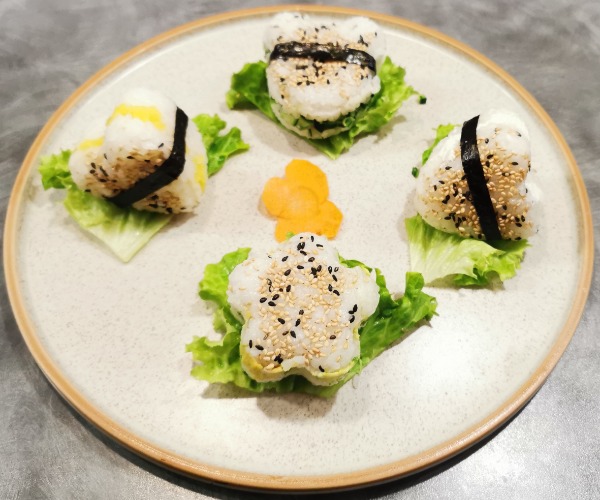 ONIGIRI 01