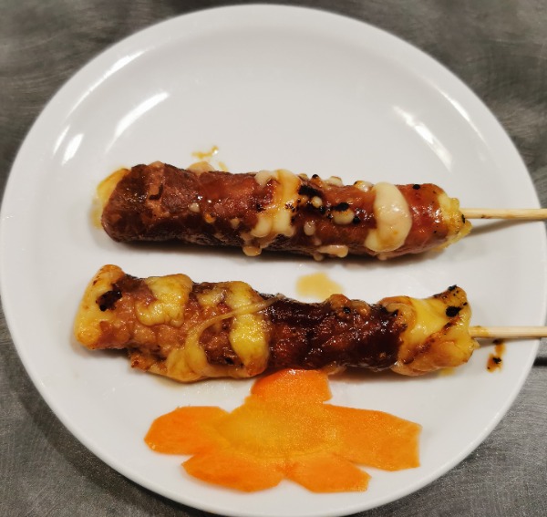 001 Brochette bouef au fromage 2pcs
