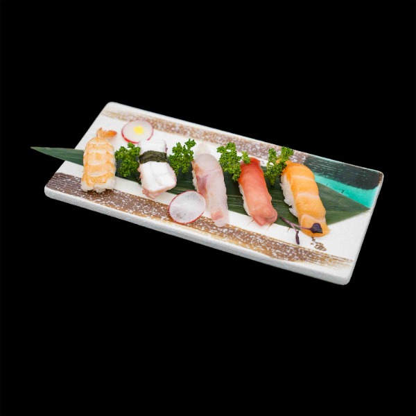 119. Mix nigiri (4)