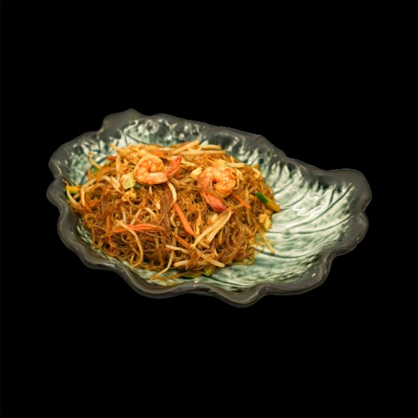 225. Spaghetti di soia con verdura e gamberi*