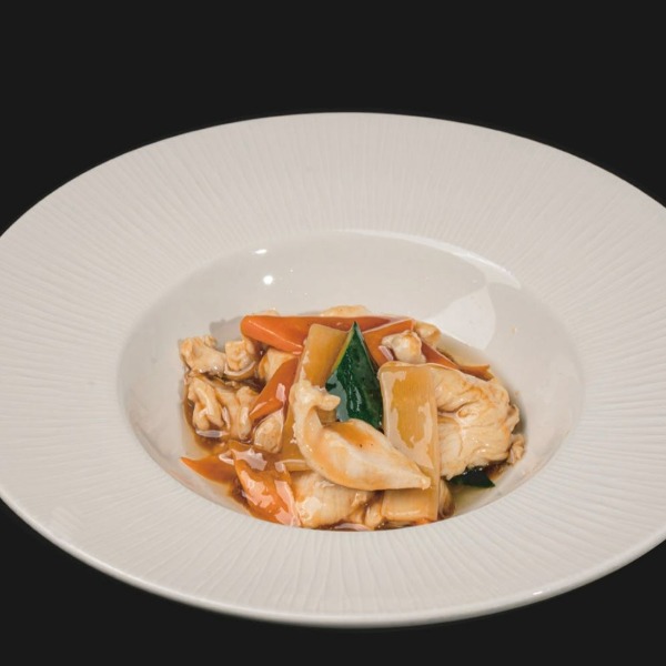 184. Pollo con verdure