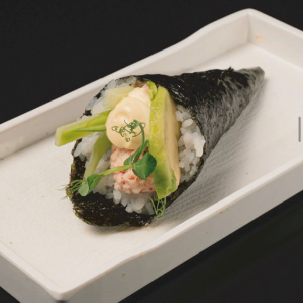 83. Temaki california