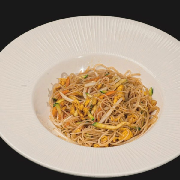 162. Spaghetti di riso con verdure
