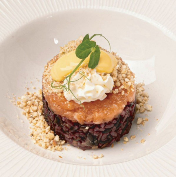 43. Black tartare