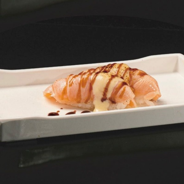 134. Nigiri sake scottato