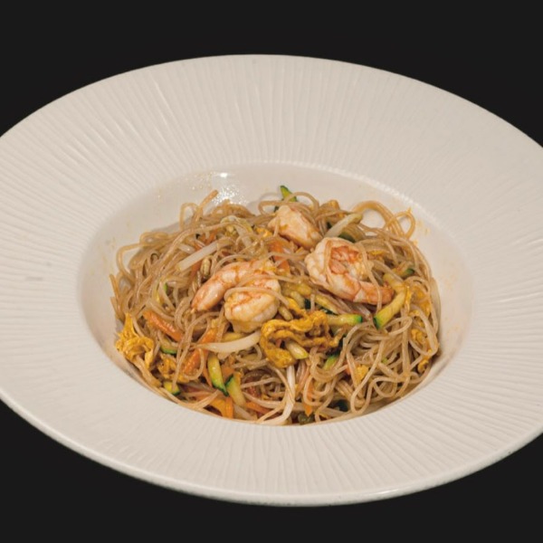 163. Spaghetti di riso con gamberi