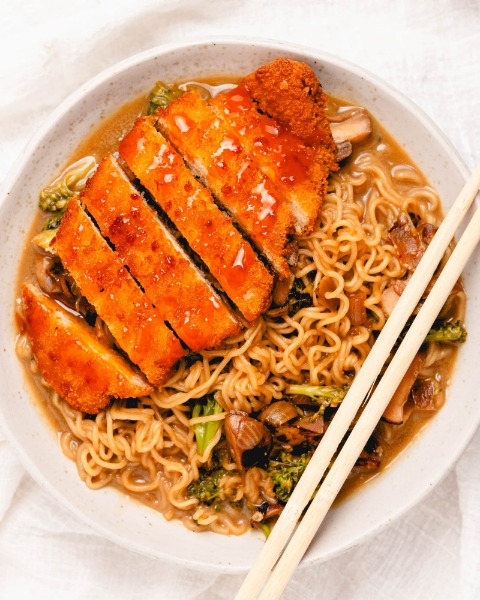 128. Ramen de Pollo 1,14 鸡排拉面