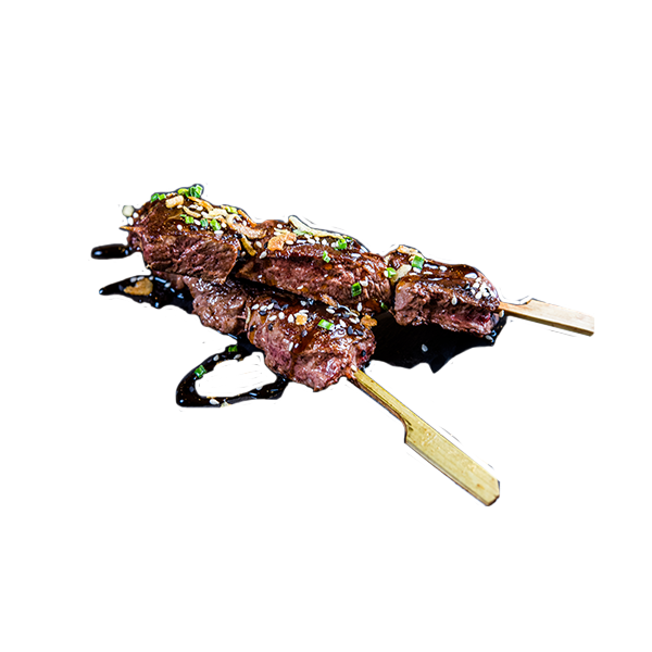 021. Yakitori de Buey (2u) 6 牛肉串