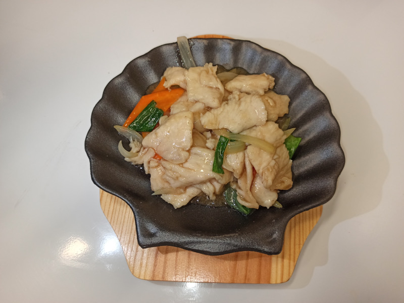 052A. - POLLO ALLA PIASTRA 