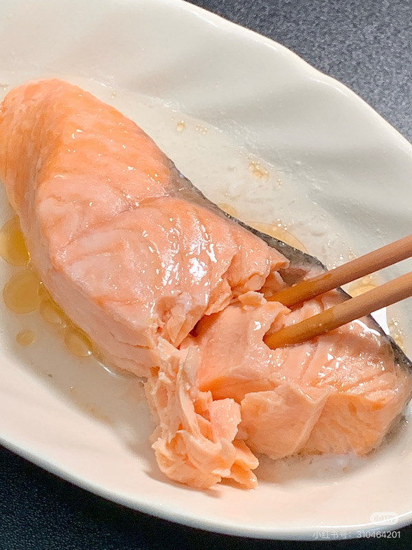 600 - Salmone 