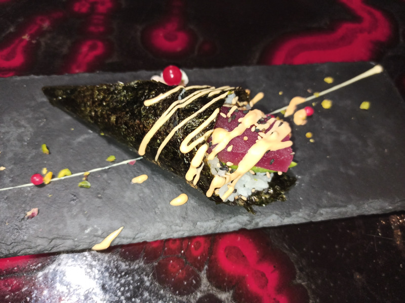 137. - TEMAKI SPICY TUNA 1PZ