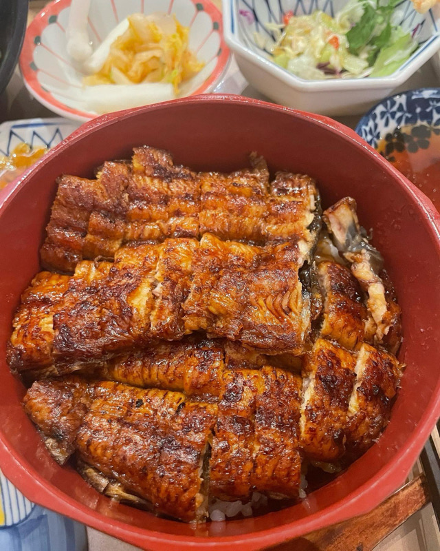 10 - Poke anguilla 